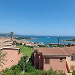 Baia De Bahas 公寓 *