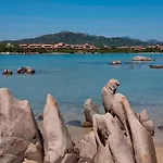 Baia De Bahas * 阿兰奇湾城