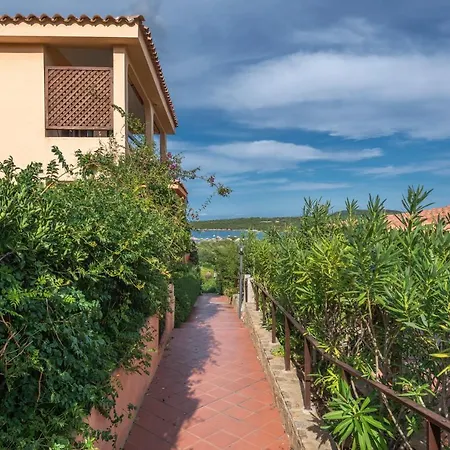 Baia De Bahas Apartment Golfo Aranci