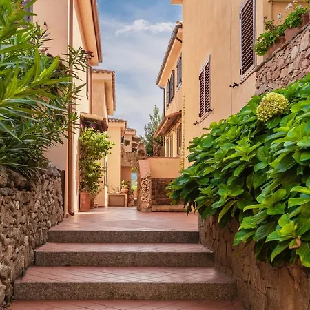 Baia De Bahas Apartment *