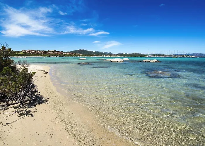 Baia De Bahas Apartment