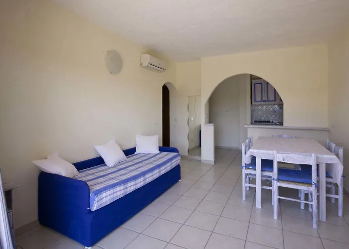 Baia De Bahas Apartment *