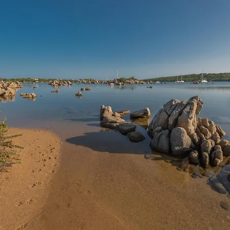 Baia De Bahas דירה *