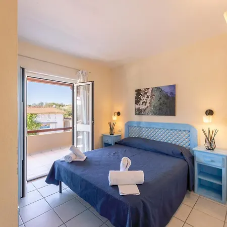 Baia De Bahas Apartment *