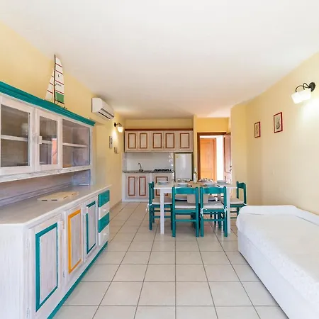 Apartment Baia De Bahas