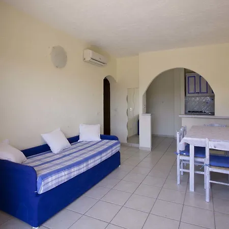 Baia De Bahas Apartment *